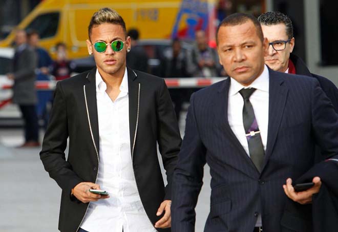 Neymar “đi đêm” Real: Cha tham tiền, bán tương lai con trai giá “cắt cổ” - 2