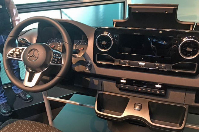 Mercedes Sprinter 2018 sẽ là xe van hiện đại nhất thế giới - 3