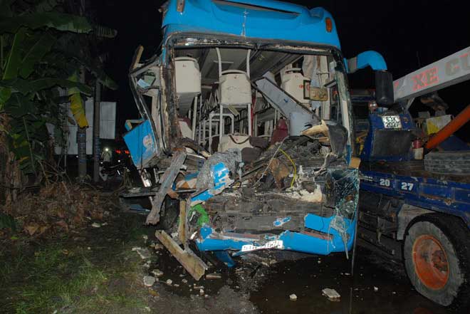 Nóng 24h qua: Ông Đinh La Thăng và em trai bị khởi tố, bắt tạm giam - 3