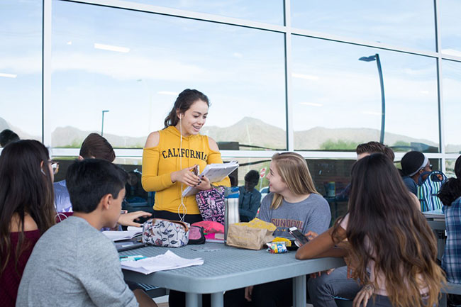 Phương pháp giáo dục có 1 không 2 của trường trung học tốt nhất nước Mỹ - 14