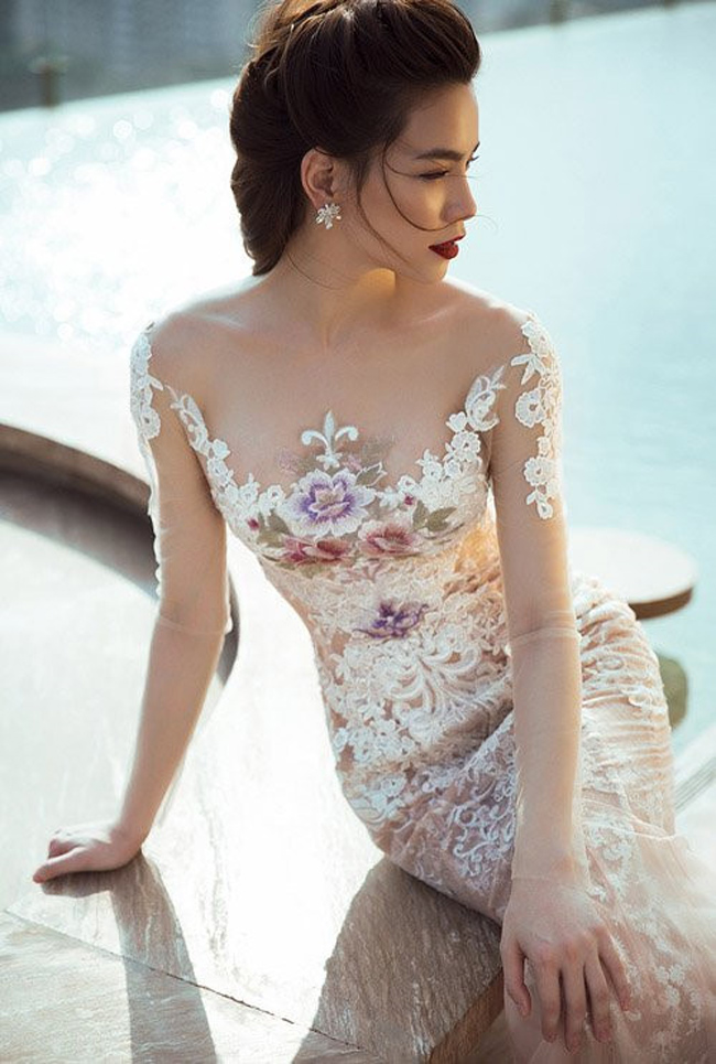 Bên cạnh vẻ sexy của một người mẫu, Hồ Ngọc Hà còn được khen ngợi vì nét đẹp kiêu sa.