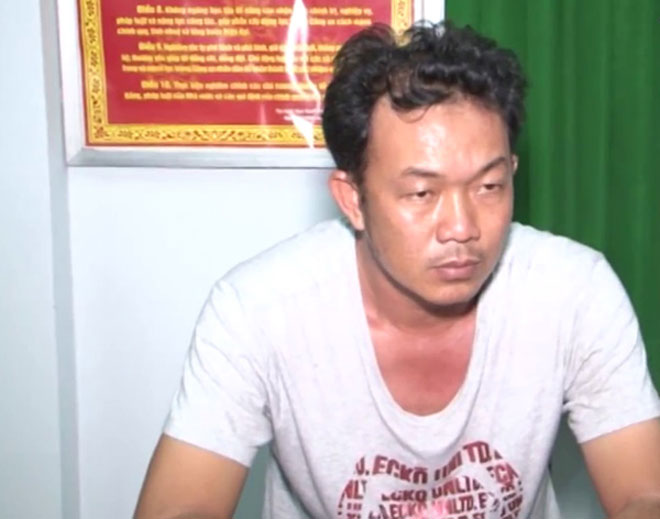 Nóng 24h qua: Xuất hiện rắn nặng 20kg, dài hơn 4m ở Vĩnh Phúc - 2