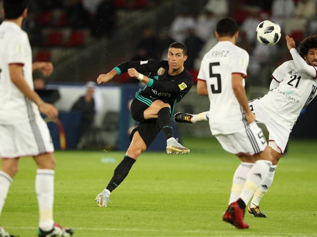 Ronaldo 1 tuần 4 kỷ lục: Cả thế giới ngả mũ, chờ vượt nốt Pele