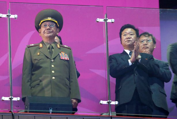 Tướng thân cận hàng đầu của Kim Jong-un &#34;mất tích&#34; bí ẩn - 2