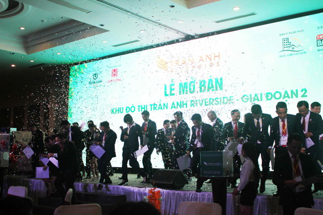 Lễ mở bán lần 2 của Trần Anh Riverside thu hút người tiêu dùng bất động sản - 1