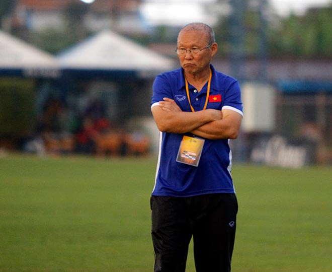 Đấu Thái Lan, U23 Việt Nam tập dưới mưa đến kiệt sức - 6