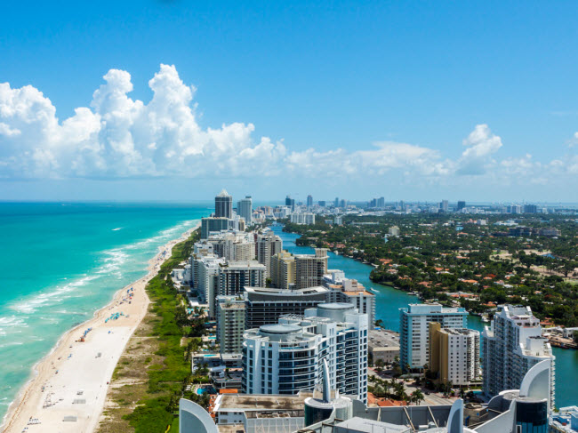 20. Miami, Mỹ (8,1 triệu khách): Mặc dù bị ảnh hưởng nặng nề bởi siêu bão Irma, các bãi biển và khu giải trí đẳng cấp thế giới ở thành phố này vẫn thu hút đông du khách trong năm 2017.