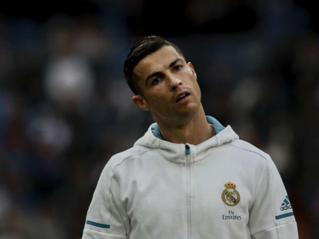 Real: Ronaldo phá hợp đồng 1 tỷ đô đòi ra đi, ”Bố già” Perez ra tay