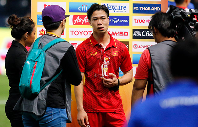 Hạ U23 Thái Lan, Công Phượng & 2 bóng hồng &#34;đại náo&#34; sân Buriram - 11