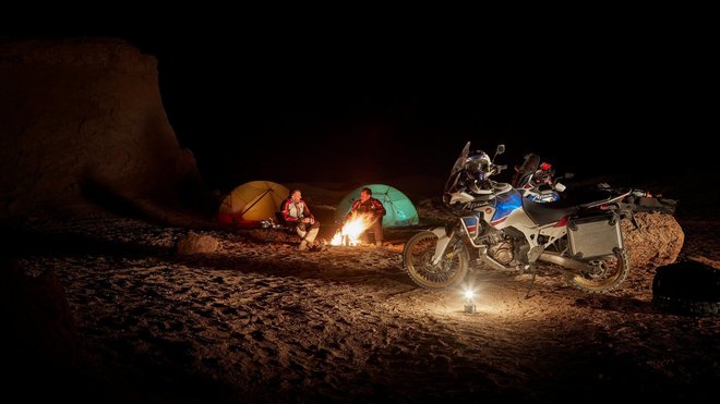 2018 Honda AT Adventure Sports: Chiến mã du xuân hoàn hảo - 8