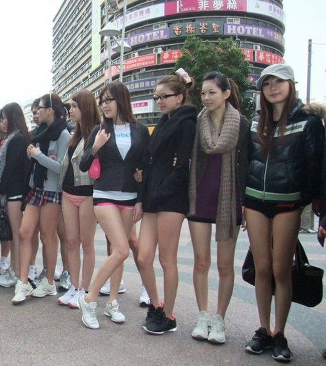 Các cô gái Đài Loan thậm chí rất hứng thú với ngày lễ "không mặc quần" diễn ra vào tầm tháng 1 hàng năm. 