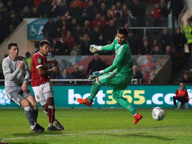 Bristol City - MU: ”Nã đạn” khủng khiếp, tung đòn hiểm ác