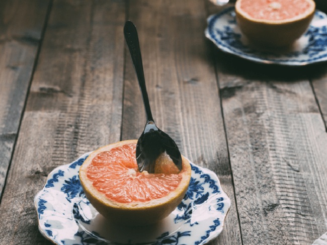 14. Ăn nhiều trái cây giàu axit citric như cam, chanh,… giúp ngăn ngừa sỏi thận hình thành 1 cách hiệu quả.