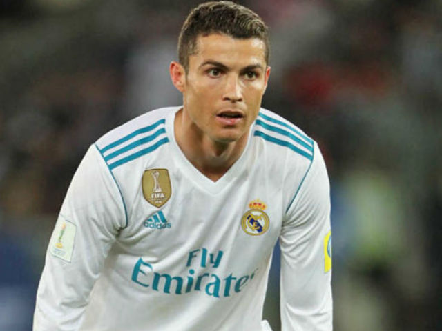 Ronaldo chấn thương trước Siêu kinh điển, Real ”lạnh gáy”