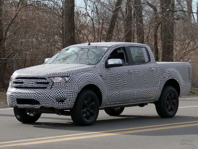 Ford Ranger 2019 đời mới sẽ trang bị động cơ xăng - 1