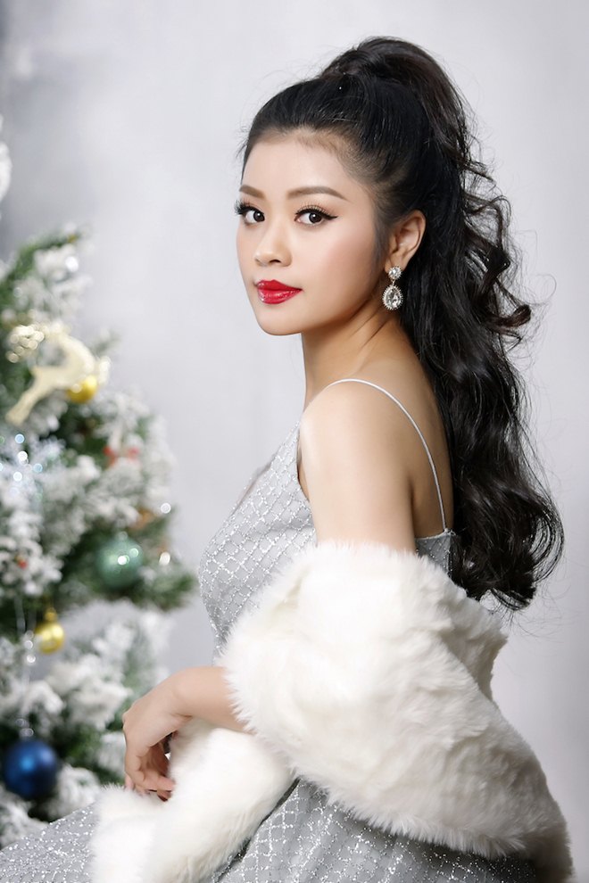 Thu Hằng bị nói bắt chước Ariana Grande trong MV “Thư gửi Santa Claus” - 2