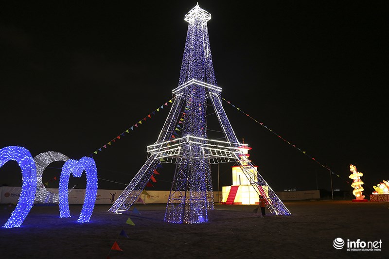 Lung linh sắc màu tại lễ hội đèn lồng lớn nhất TP.HCM - 5