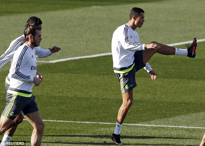Nóng Siêu kinh điển: Trời giúp Real, Ronaldo trở lại quyết đấu Messi - 1