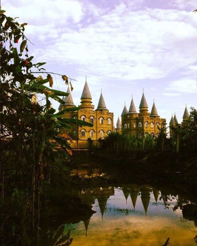 Giới trẻ Việt xôn xao với trường học phù thủy Hogwarts ngay tại Việt Nam - 11