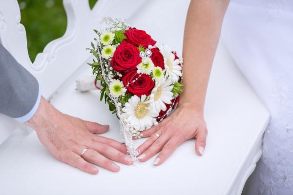 Hôn nhân giúp giảm nguy cơ tử vong do bệnh tim - 1