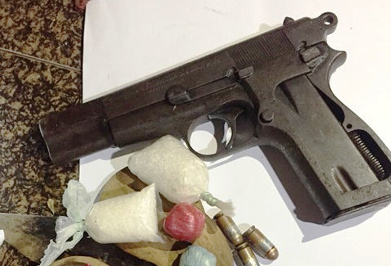 Vừa ra tù đã sắm súng, mua ma túy về chôn dưới nền nhà - 2