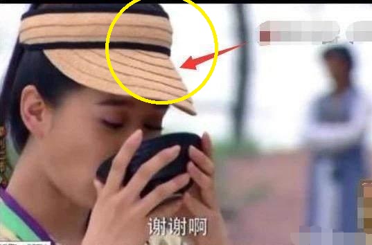 Những &#34;hạt sạn&#34; không thể chấp nhận trong phim Trung Quốc - 2