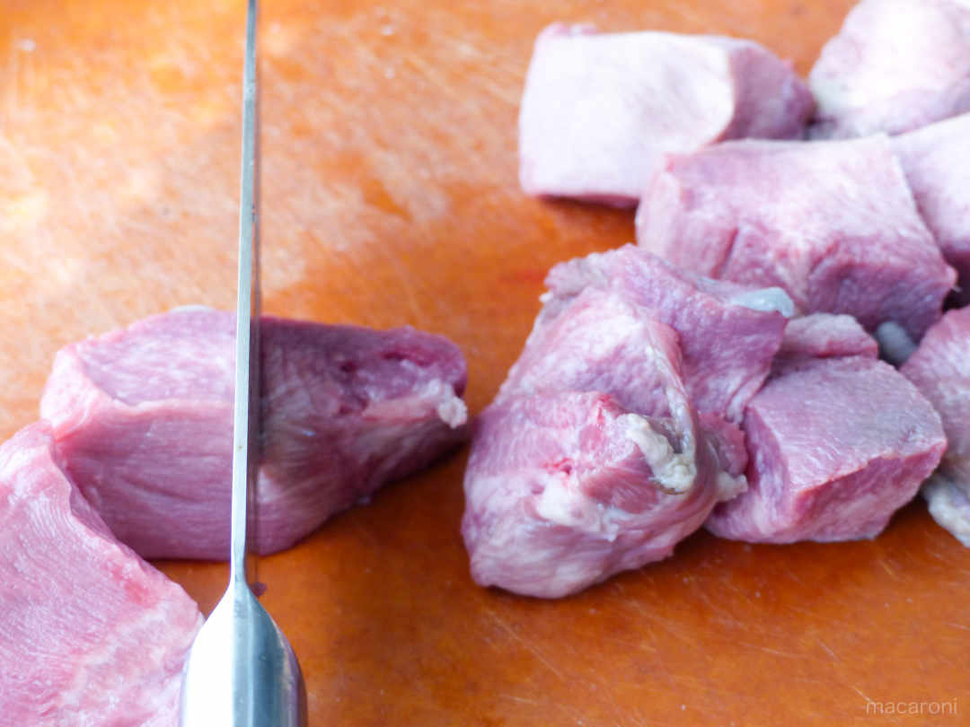 Công thức làm bắp bò hầm hành tây siêu nhanh, siêu ngon - 2