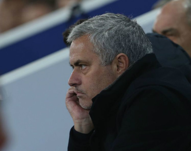 Bắt bệnh MU: “Đám trẻ” Old Trafford không lớn, lời cảnh tỉnh cho Mourinho - 1