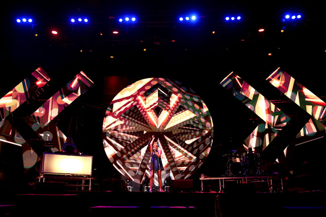 Những thiên đường không ngủ trên thế giới - 11