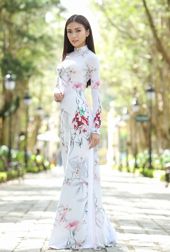 Dàn người đẹp Hoa hậu Hoàn vũ mặc áo dài khoe nét xuân thì - 4