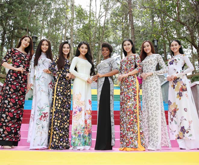 Dàn người đẹp Hoa hậu Hoàn vũ mặc áo dài khoe nét xuân thì - 6