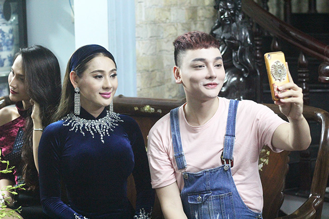 Mẹ Lâm Khánh Chi xúc động dặn dò con gái khi trao của hồi môn - 4