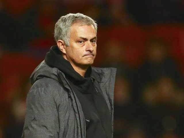 MU thua xa Man City: Mourinho giỏi vòi tiền, có nên bị sa thải?