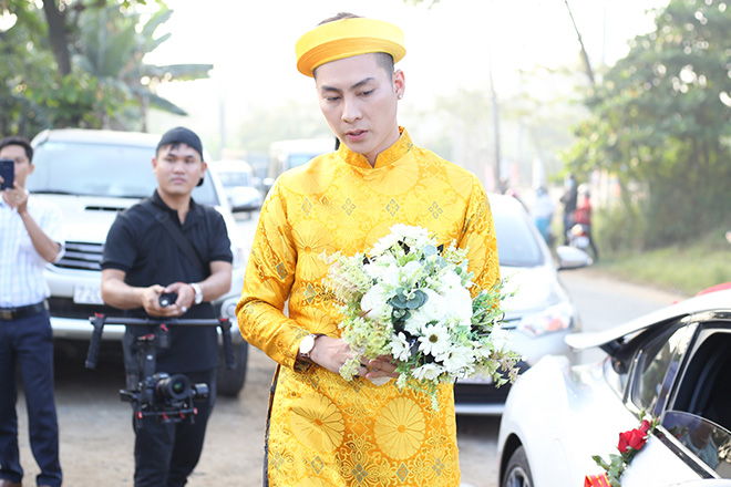 Lễ Vu quy Lâm Khánh Chi: Quà cưới vàng ròng, rước dâu bằng xe sang 7 tỷ đồng - 1