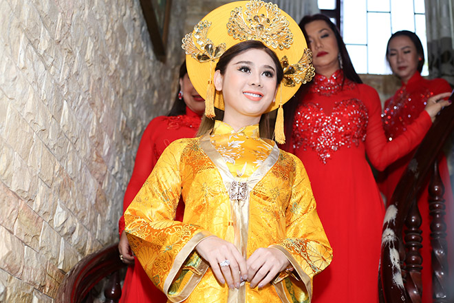 Lễ Vu quy Lâm Khánh Chi: Quà cưới vàng ròng, rước dâu bằng xe sang 7 tỷ đồng - 4