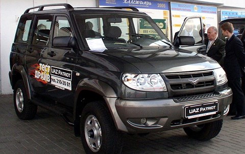 Hơn 2.500 ô tô Nga nhập khẩu miễn thuế thăm dò thị trường Việt - 1