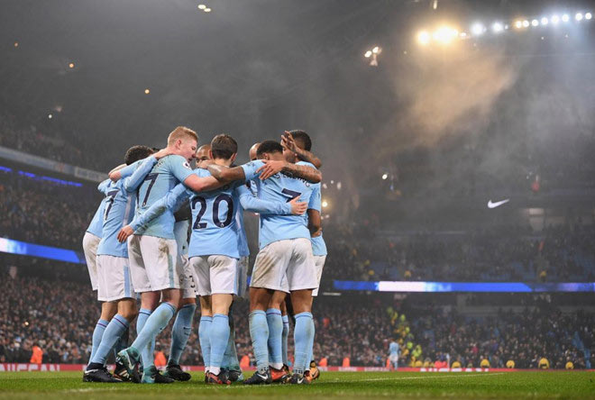 Man City của Pep tuyệt đỉnh tiki-taka: &#34;Nuốt chửng&#34; cả Ngoại hạng Anh - 2