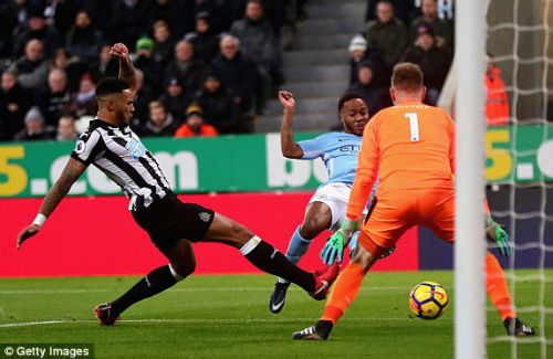 Chi tiết Newcastle - Man City: Cú đánh đầu &#34;thót tim&#34; (KT) - 6