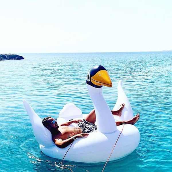 Cuộc sống hào nhoáng khó ai bì kịp của soái ca bất động sản Thổ Nhĩ Kỳ - 6