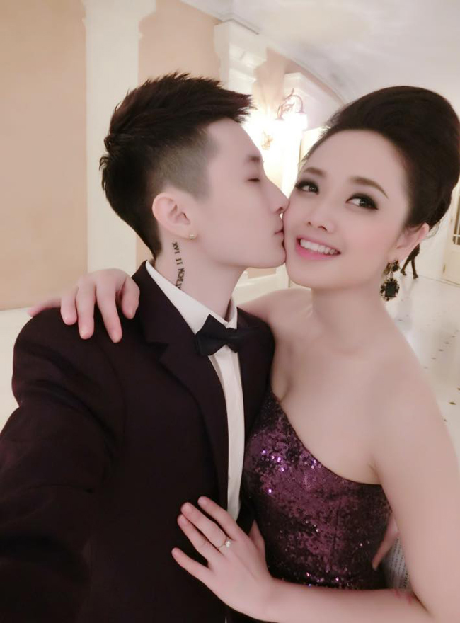 Cặp đôi thường xuyên đi du lịch cùng nhau, ở cạnh nhau trong những dịp đặc biệt. Lin Jay cũng vô cùng yêu thương và thân thiết với con trai riêng của Ngọc Trang. 