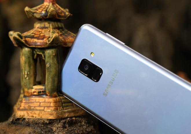 Samsung Galaxy A8 Điện Thoại Có Camera Selfie Kép Xóa Phông Mịt Mù 6787