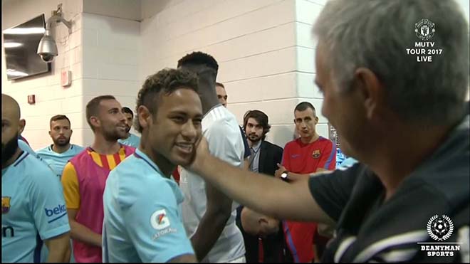 MU ôm mộng lớn: 200 triệu bảng cho Neymar, làm “quà” giữ chân Mourinho - 1