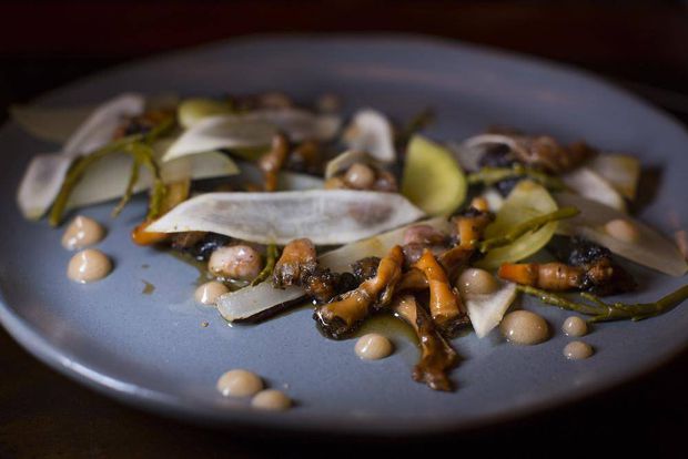 Hãi hùng đặc sản "ngón tay quỷ" - 7