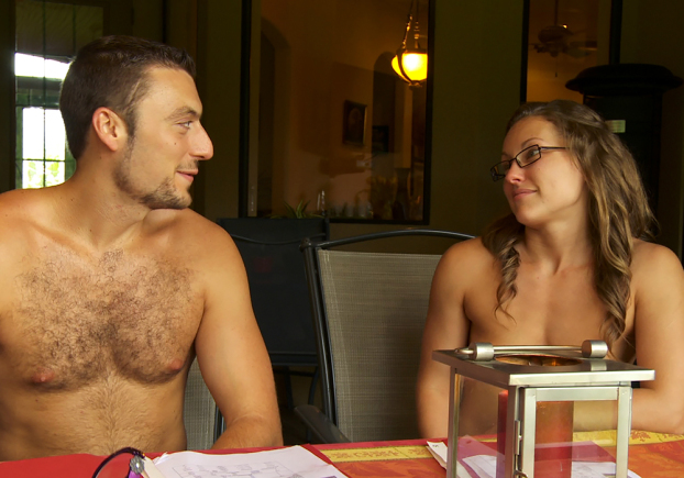 Hẹn hò kiểu "cách ly quần áo", truyền hình thực tế gây "nghẽn sóng" - 9