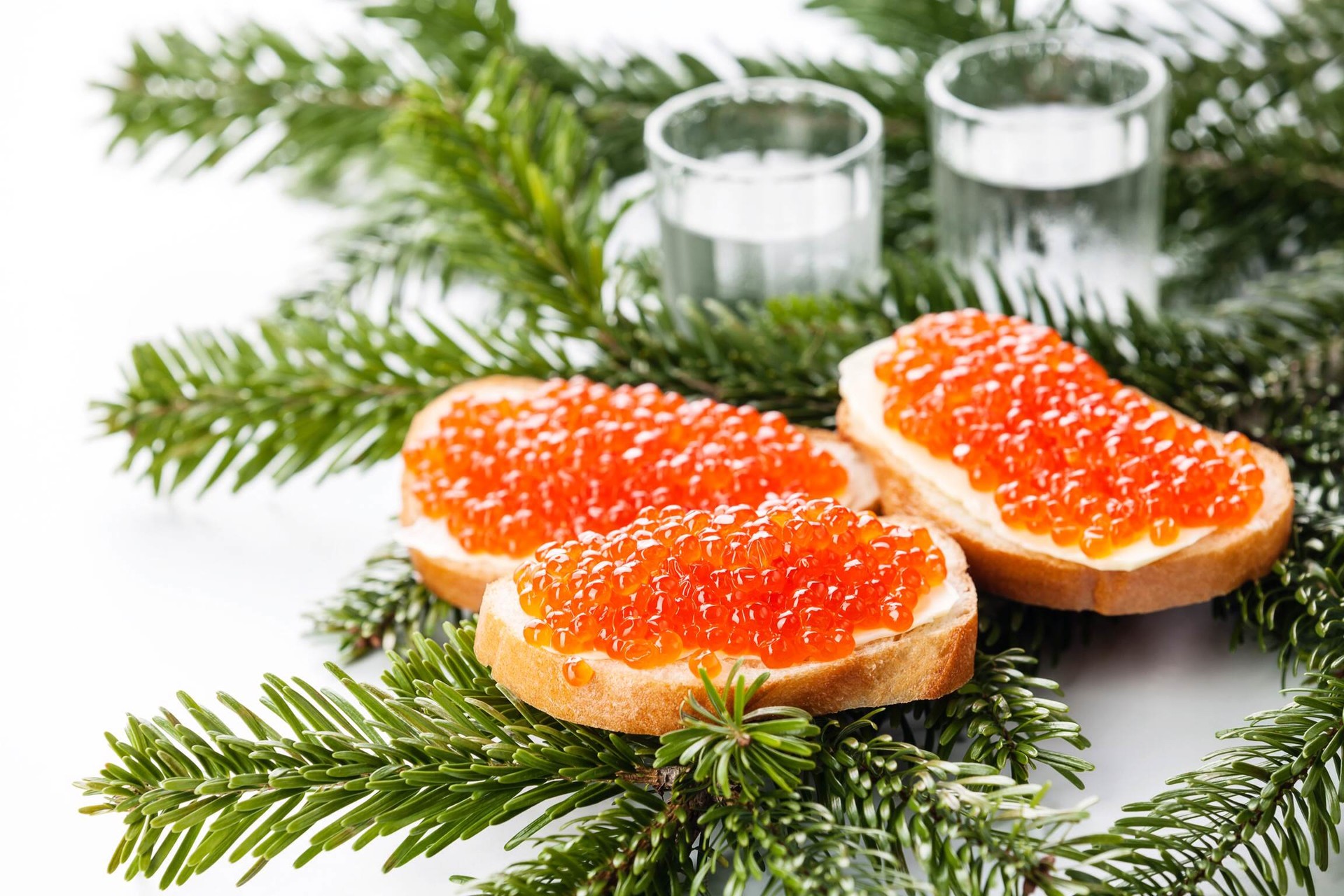 Năm mới ở Nga nhất định không thể thiếu những món ăn này - 3