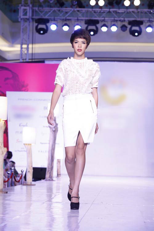 Bảo Trân chuyên nghiệp tuổi 14 - 5