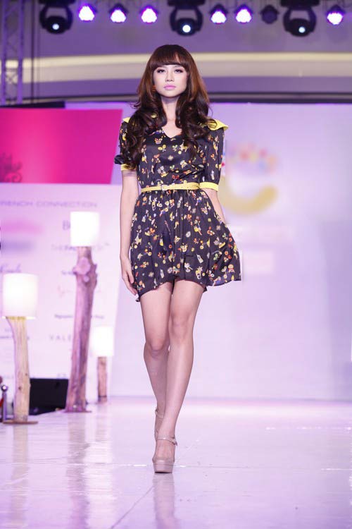 Bảo Trân chuyên nghiệp tuổi 14 - 8