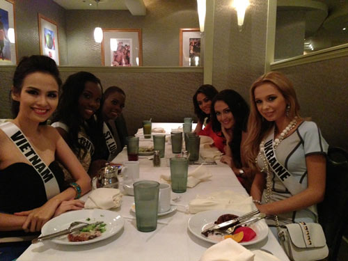 Diễm Hương xinh tươi tại Las Vegas - 10