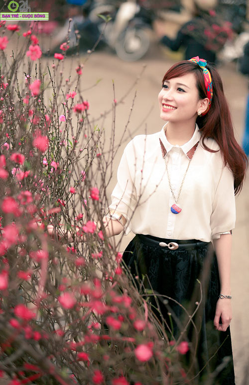 Mùa xuân hiền như thiếu nữ đôi mươi - 2