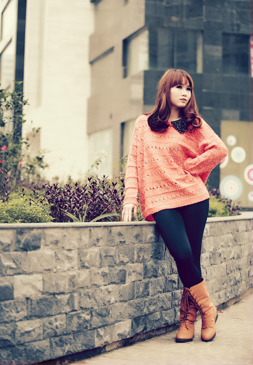 Dancer xinh đẹp gợi cảm với váy ngắn - 1